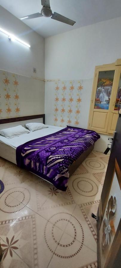 Mj Chawla Homestay Double Bed Attached Bathroom Room Amritsar Exterior foto
